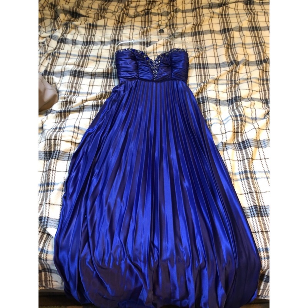 Sequin hearts prom dress!